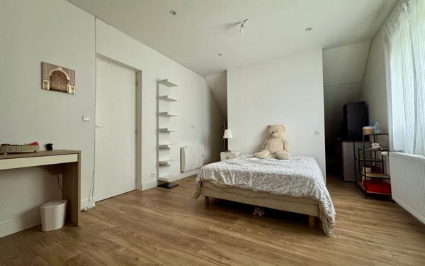 Maison à vendre    5 pièces • 137 m2 Saint-Quentin