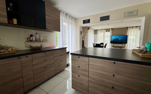 Maison à vendre    5 pièces • 137 m2 Saint-Quentin