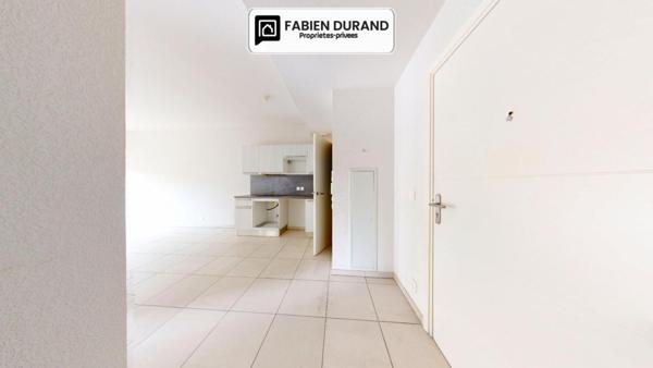 Nice Ouest Appartement 2 pièces avec grande terrasse et parking