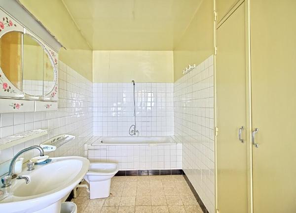 Maison à vendre    3 pièces •  Lachelle