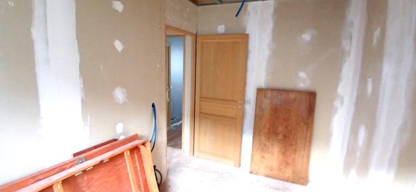 Maison BBC a terminer !!! 62 m² habitable environ terrain de 383 m plat.