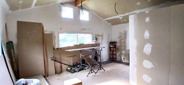 Maison BBC a terminer !!! 62 m² habitable environ terrain de 383 m plat.