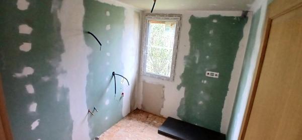 Maison BBC a terminer !!! 62 m² habitable environ terrain de 383 m plat.