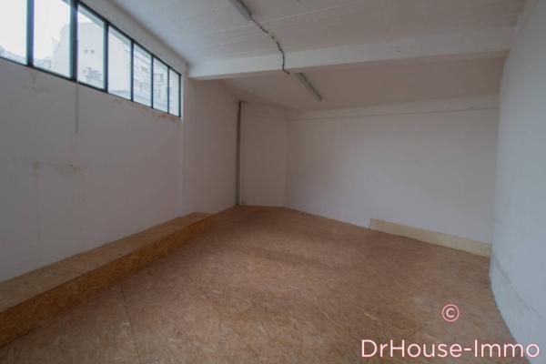 Commerce à louer 5 pièces de 426 m²