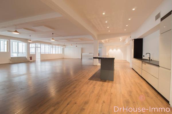 Commerce à louer 5 pièces de 426 m²
