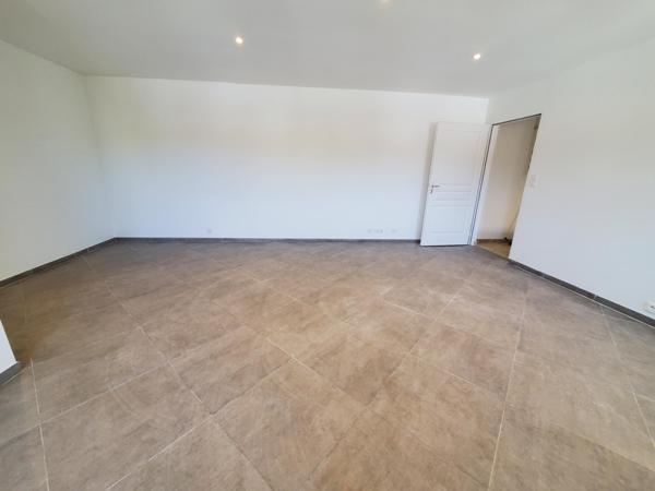 Appartement 4 pièces, 84 m2 17132 Meschers / Gironde Meschers-sur-Gironde (17132)