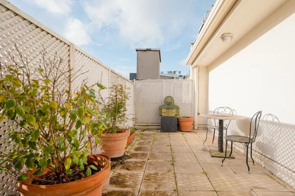 Appartement Paris 16e - PARENT DE ROSAN