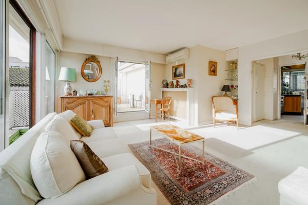 Appartement Paris 16e - PARENT DE ROSAN