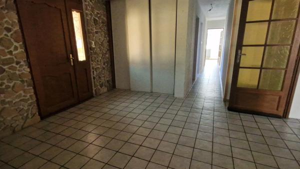 Appartement à vendre 3 pièces en rez-de-jardin proche de EPINAL (88) avec TERRASSE et TERRAIN