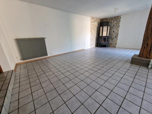 Appartement à vendre 3 pièces en rez-de-jardin proche de EPINAL (88) avec TERRASSE et TERRAIN