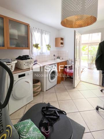 Maison plain-pied 150 m2, au calme, proche Bordeaux