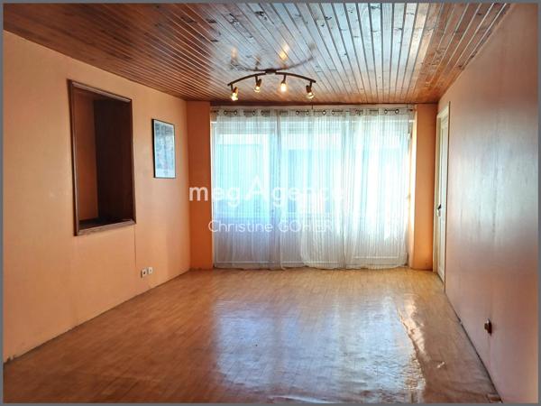 Maison à CHATEAUBERNARD, 16100 - 4 pièces 106m²