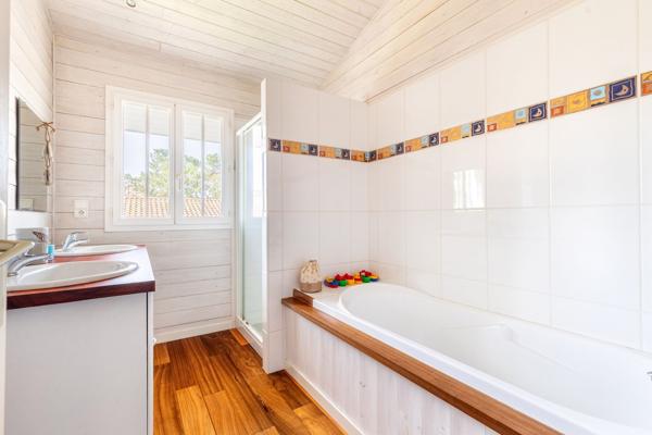 Vente Maison de luxe Cap-Ferret 6 Pièces 150 m²