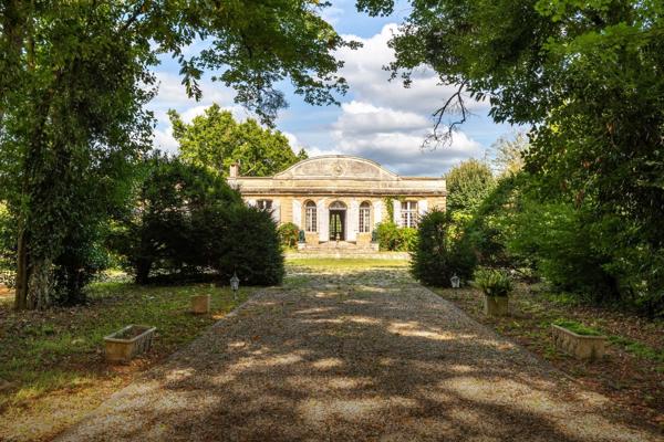 Vente Château Bordeaux 10 Pièces 700 m²