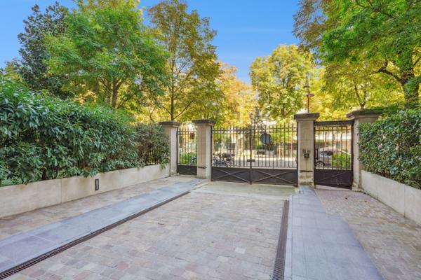 Vente Appartement de luxe Neuilly-sur-Seine 6 Pièces 131 m²