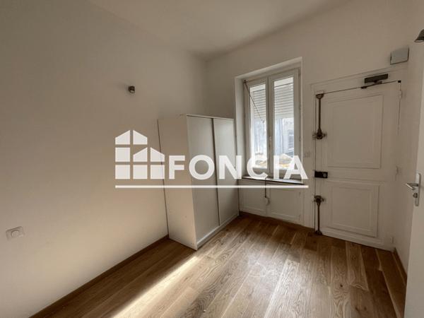 Location Appartement meublé 2 pièces 41.26 m² - 5 RUE DE L'ARQUEBUSE Charleville-mezieres 08000