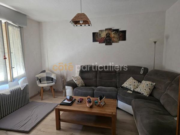 Vente
                Maison91,9 m² - 4 Pièces -
                    SAVONNIERES DEVANT BAR (55000)