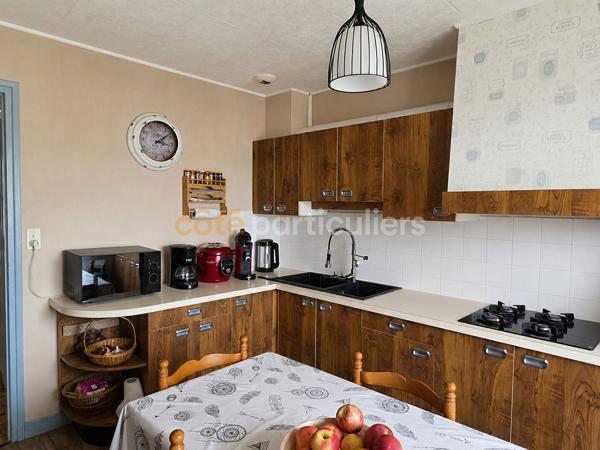 Vente
                Maison91,9 m² - 4 Pièces -
                    SAVONNIERES DEVANT BAR (55000)