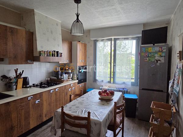 Vente
                Maison91,9 m² - 4 Pièces -
                    SAVONNIERES DEVANT BAR (55000)
