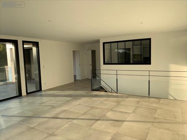 Maison individuelle à louer à Mont-Saint-Aignan en Seine-Maritime (76130), ref : 76028-IMMO