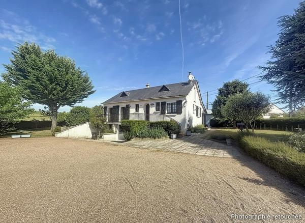 À vendre - Maison individuelle, 5 pièces située à La Croix-en-Touraine (37150)