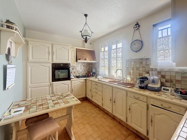 À vendre - Maison individuelle, 5 pièces située à La Croix-en-Touraine (37150)
