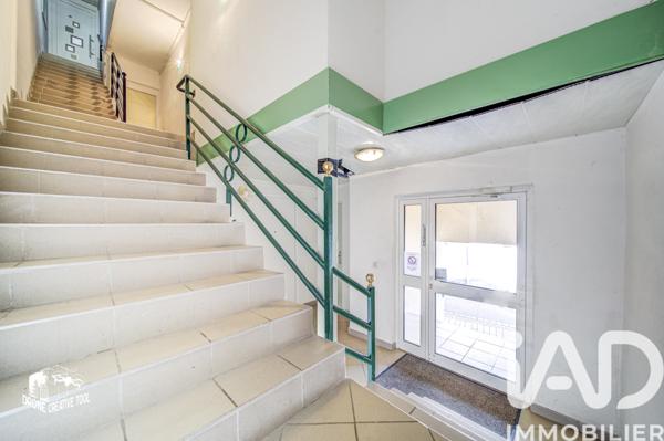 Appartement à vendre 4 pièces 70 m² Valmont