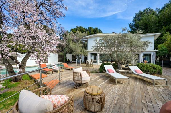 Vente Maison de luxe Marseille 12 10 Pièces 310 m²