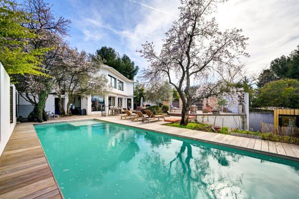 Vente Maison de luxe Marseille 12 10 Pièces 310 m²