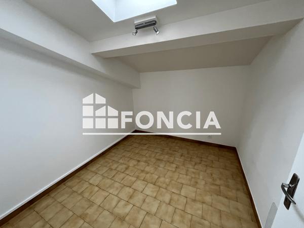 Location Appartement 3 pièces 52.44 m² - 5 RUE SAUTEYRON Bordeaux 33000