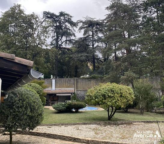 Maison 7 pièces 127.45 m2