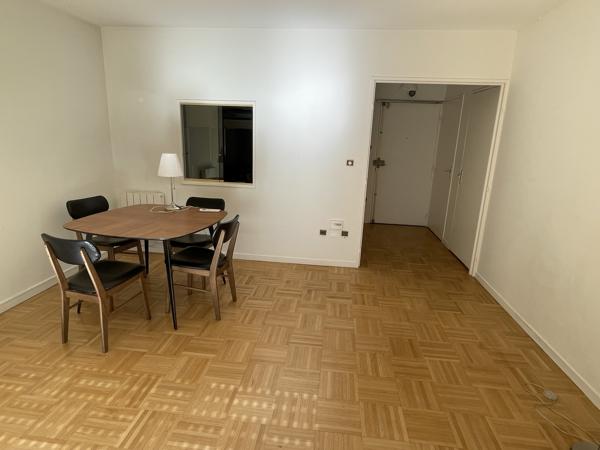 Lyon 6 - T2 meublé avec balcon et climatisation