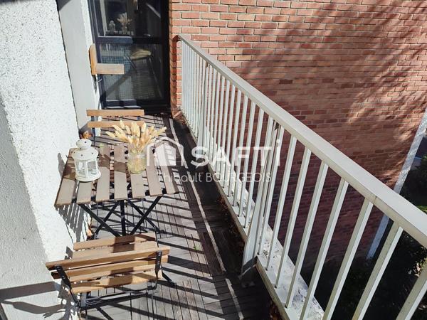 Appartement 4 pièces avec balcons, ascenseur et parking – Gagny Centre