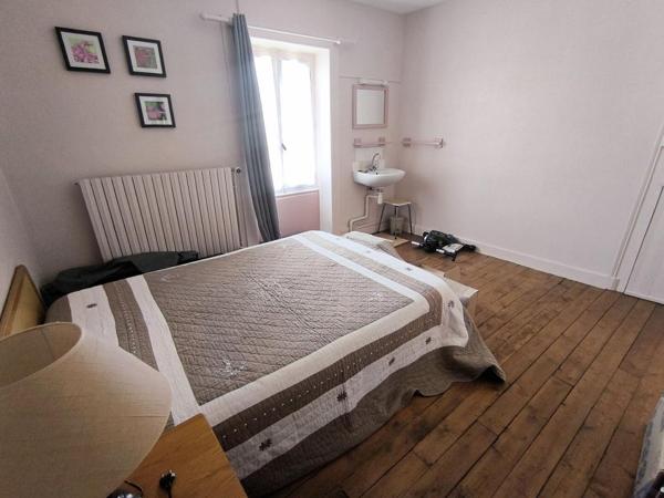 Maison centre ville avec garage et jardin