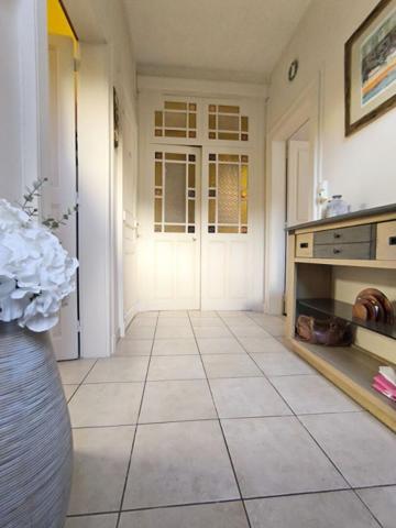 Maison centre ville avec garage et jardin