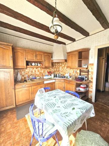 Maison 5 pièces, 3 chambres avec garage – Châtel-sur-Moselle (88)– Proche gare, écoles et voie rapide