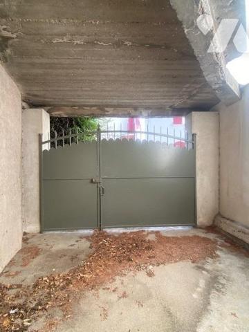 MAISON DE VILLAGE COMPOSEE DE 2 LOGEMENTS + JARDIN ET DOUBLE GARAGE