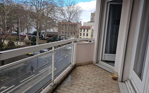 Appartement à vendre    4 pièces • 92,11 m2 Saint-Étienne