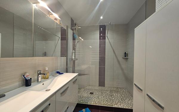 Appartement à vendre    4 pièces • 92,11 m2 Saint-Étienne