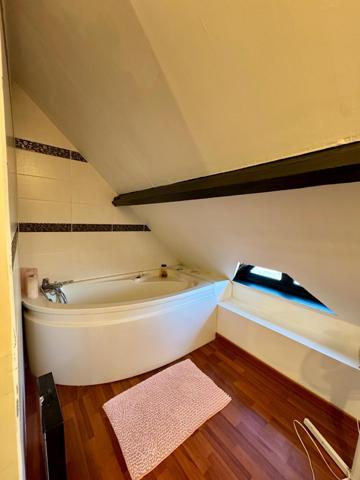 Maison de ville individuelle et de caractère