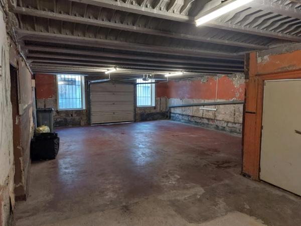 NEUFCHATEAU Maison à vendre 190m² habitable. Entièrement rénovée