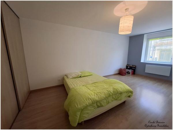 NEUFCHATEAU Maison à vendre 190m² habitable. Entièrement rénovée