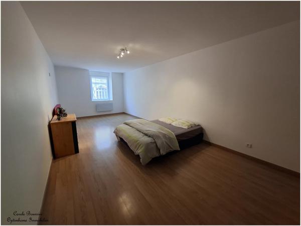 NEUFCHATEAU Maison à vendre 190m² habitable. Entièrement rénovée