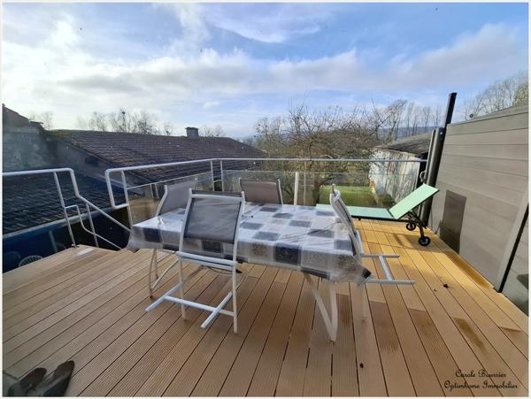 NEUFCHATEAU Maison à vendre 190m² habitable. Entièrement rénovée