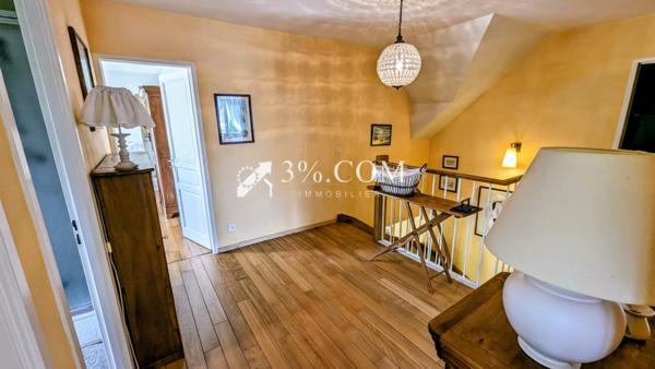 Maison 7 pièce(s) 3 chambre(s) 196 m²