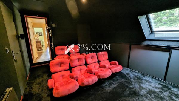 Maison 7 pièce(s) 3 chambre(s) 196 m²