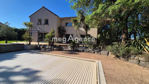 Maison à BOUAYE, 44830 - 8 pièces 237m²