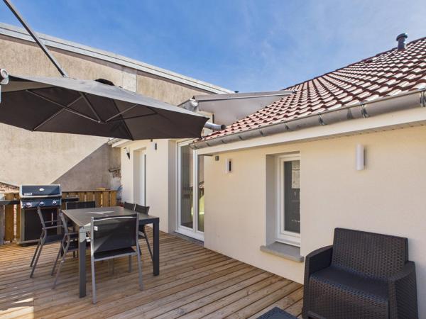 Appartement de charme avec terrasse privative