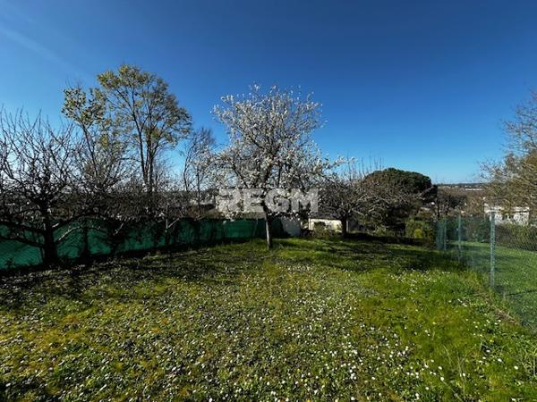 Saumur (49400) Maison traditionnelle dans quartier tranquille