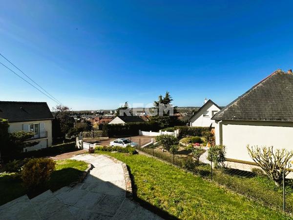 Saumur (49400) Maison traditionnelle dans quartier tranquille